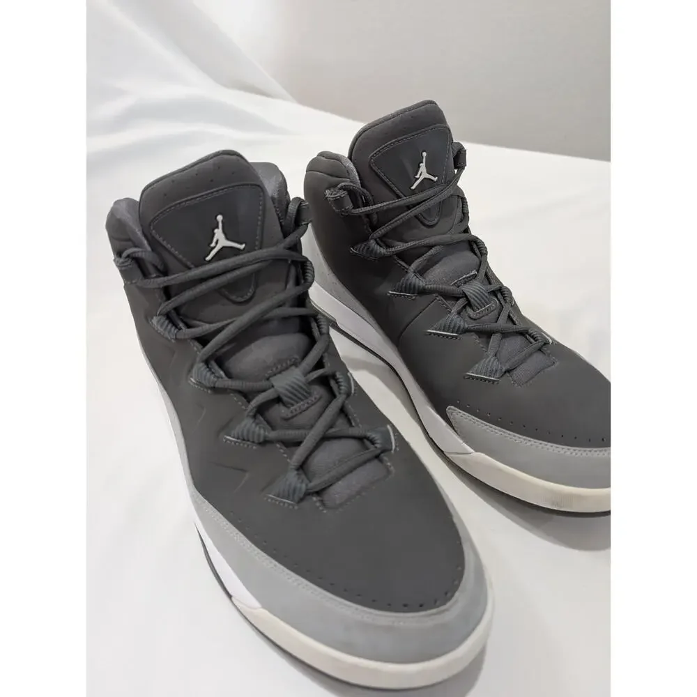 Jordan Air Deluxe (M Size 13) 807717 003 Dark Gray White Wolf Gray